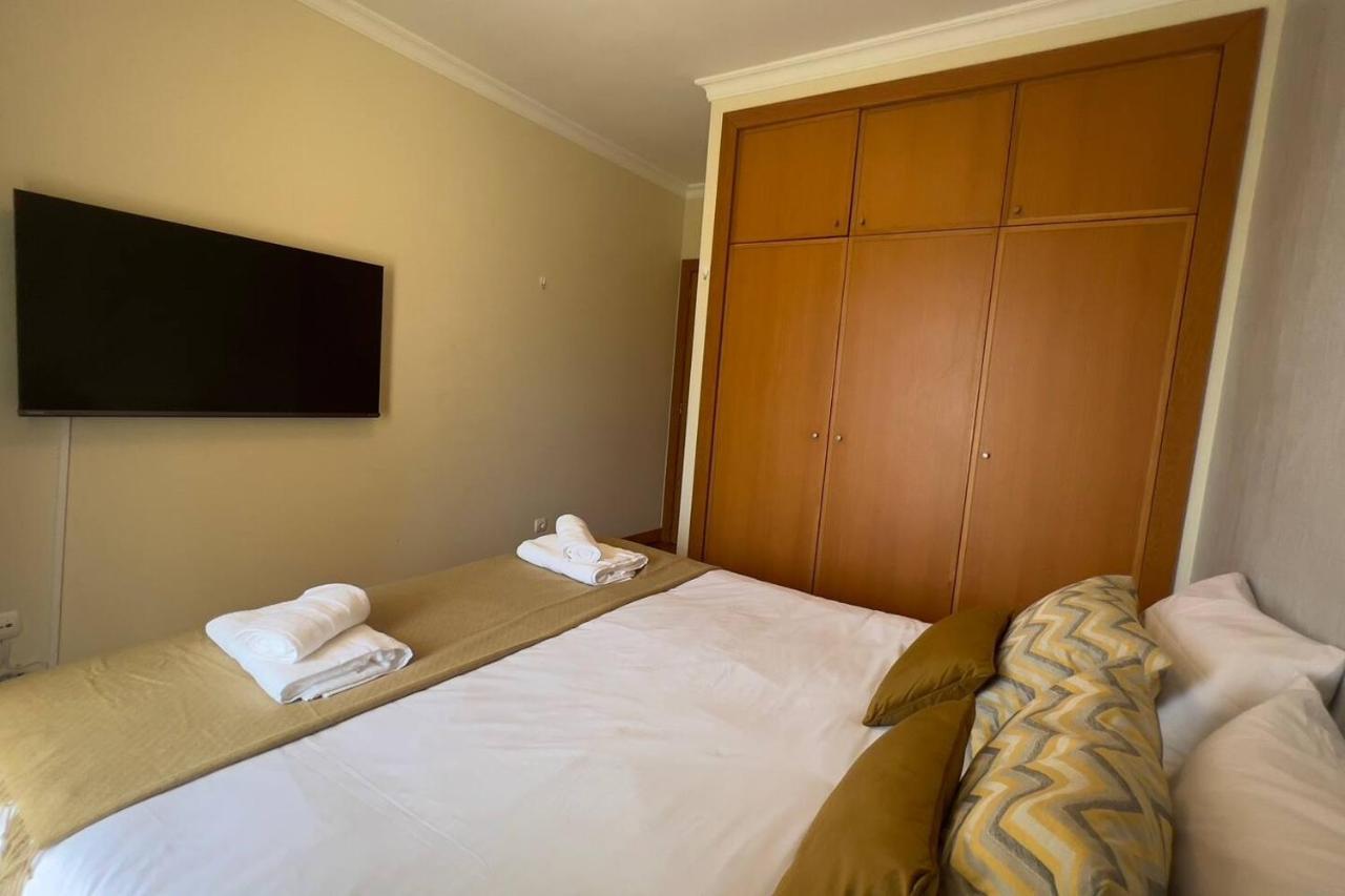 By The Sea V - Refugio Tranquilo Com Piscina Apartment ฟุงชาล ภายนอก รูปภาพ