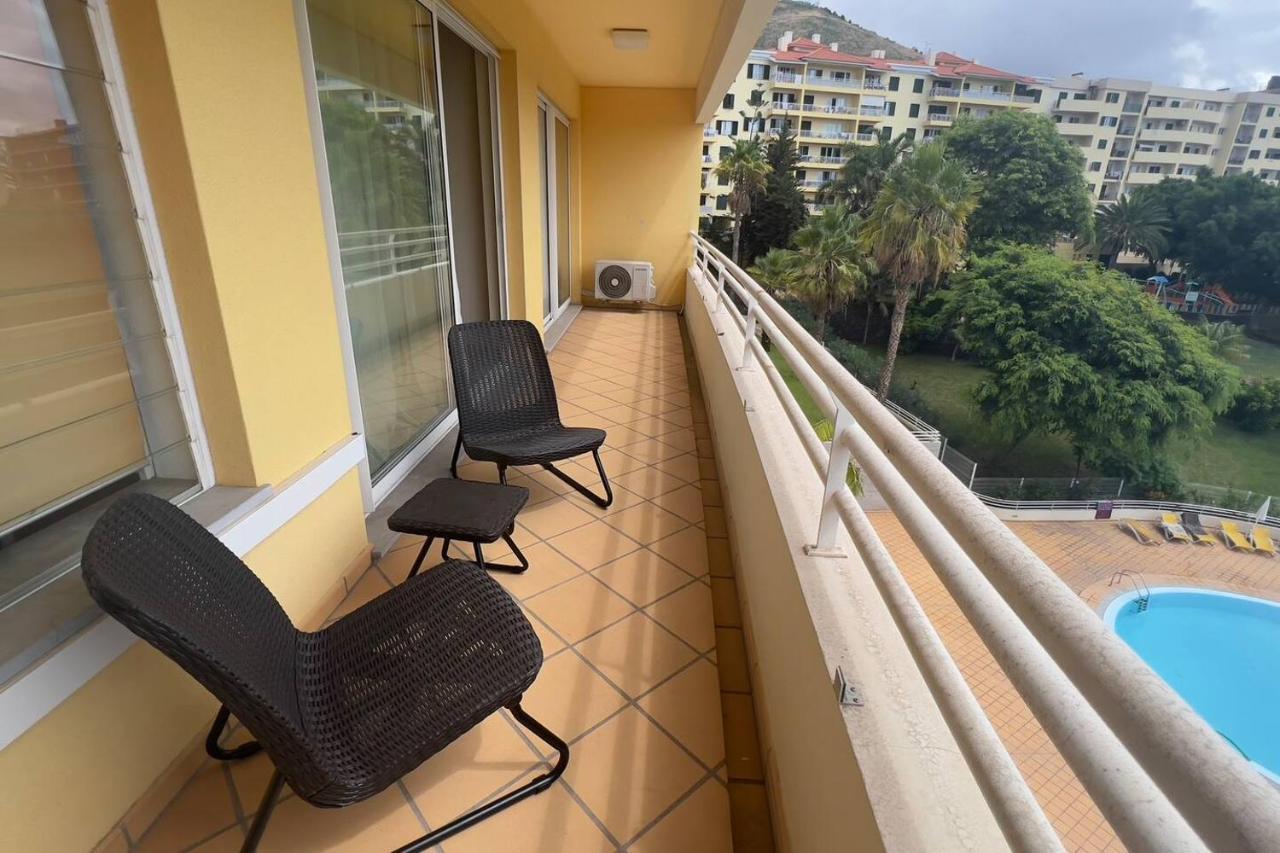 By The Sea V - Refugio Tranquilo Com Piscina Apartment ฟุงชาล ภายนอก รูปภาพ